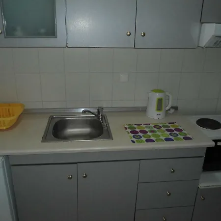 Studio For 2-3 Persons 100m From The Beach Polychrono