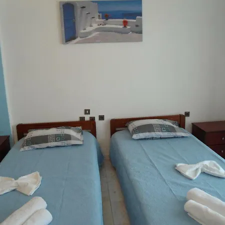 Studio For 2-3 Persons 100m From The Beach Апартаменты Полихроно