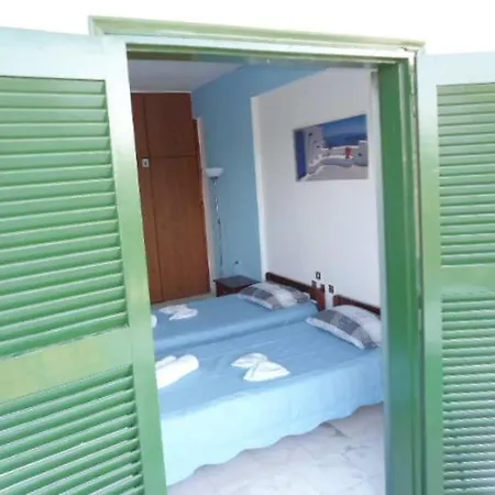 Studio For 2-3 Persons 100m From The Beach Апартаменты Полихроно