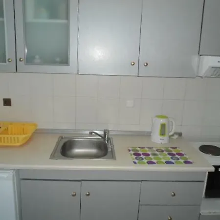 Апартаменты Studio For 2-3 Persons 100m From The Beach